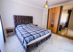 Мебелированная просторная квартира в комплексе с видом на море и горы