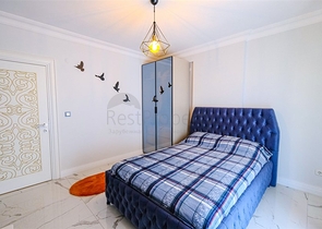 Мебелированная просторная квартира в комплексе с видом на море и горы