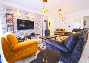 Мебелированная просторная квартира в комплексе с видом на море и горы