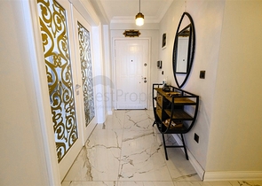 Мебелированная просторная квартира в комплексе с видом на море и горы