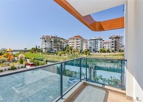 Квартира 2+1 на первой линии в районе Кестель