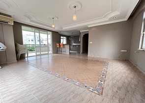 Трехкомнатная квартира в 10 минутах от пляжа Клеопатра