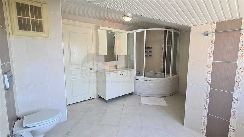 Пентхаус 4+1 с видом на море в самом центре Алании