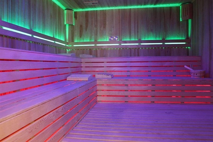 Просторная трехкомнатная квартира с большим балконом и видом на море