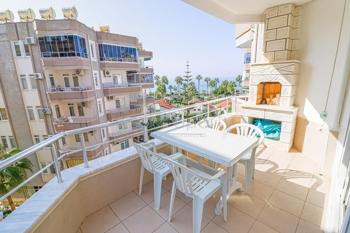 2+1 на первой линии в Махмутларе