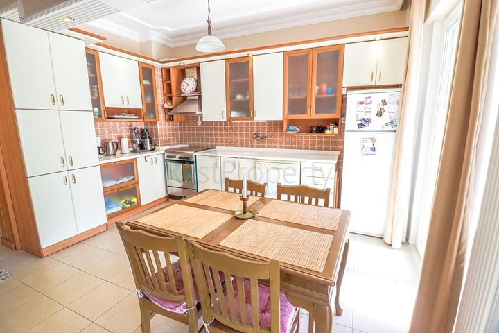 2+1 на первой линии в Махмутларе