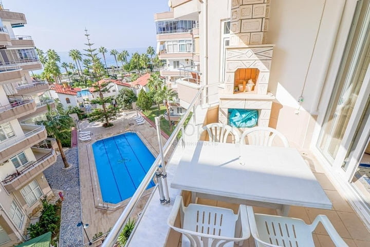 2+1 на первой линии в Махмутларе