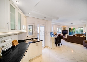 Просторная квартира 3+1 в самом центре Алании