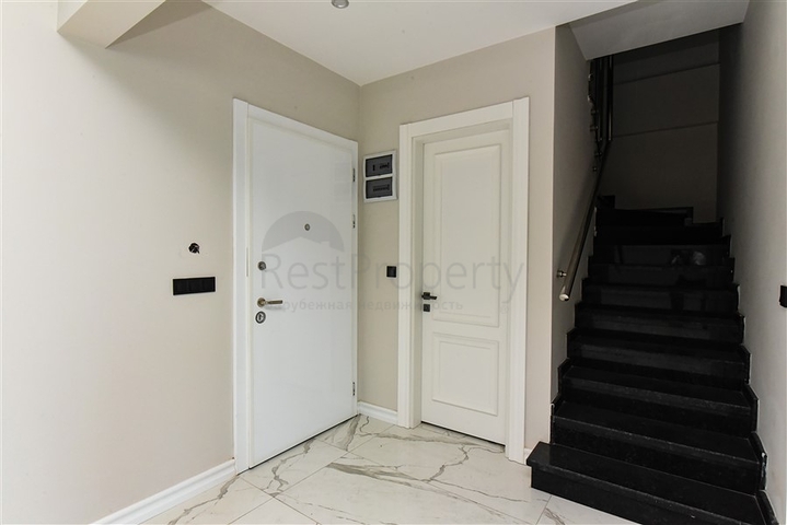  Пентхаус 3+1 с видом на море