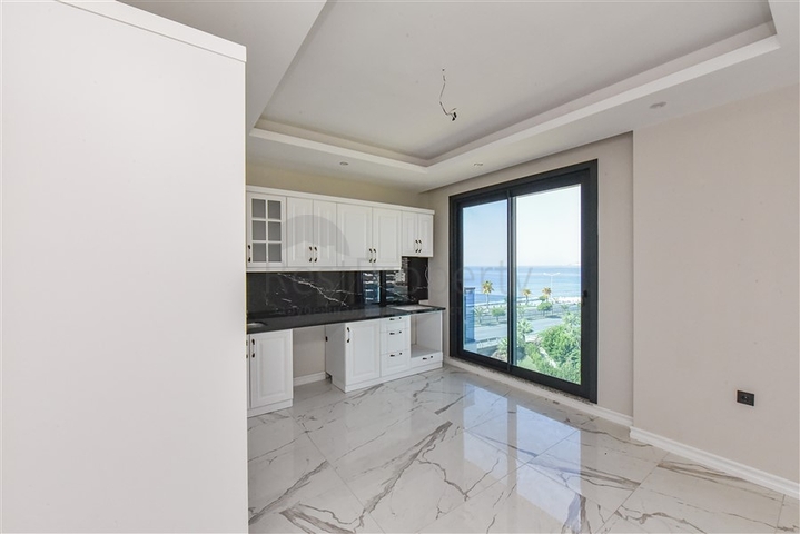  Пентхаус 3+1 с видом на море