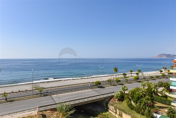  Пентхаус 3+1 с видом на море