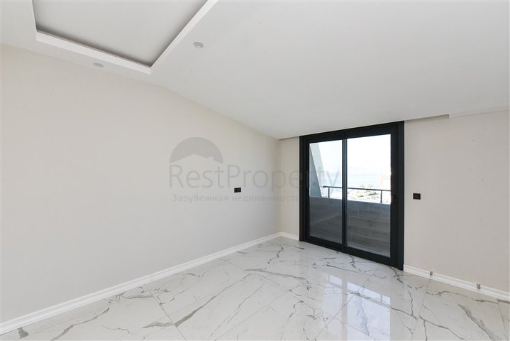  Пентхаус 3+1 с видом на море