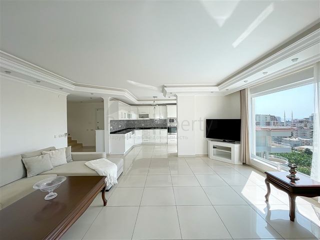 Просторный пентхаус 3+1 в районе Джикджилли