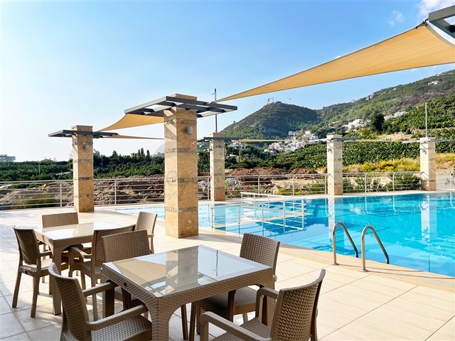 Просторный пентхаус 3+1 в районе Джикджилли