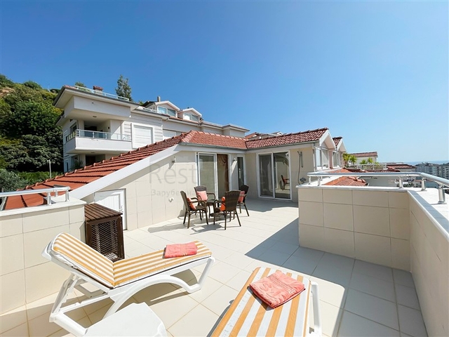 Просторный пентхаус 3+1 в районе Джикджилли