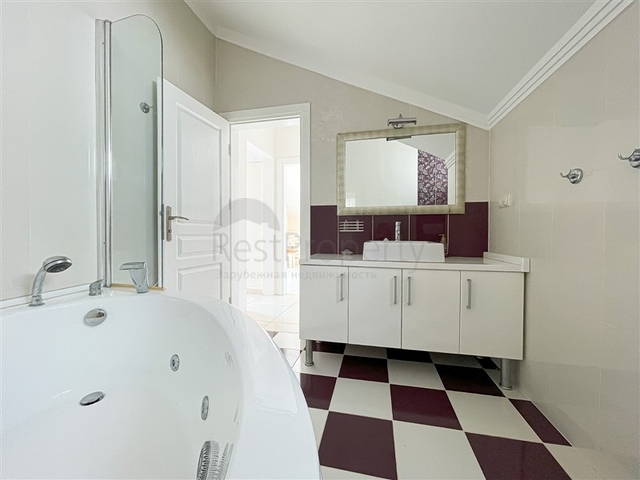 Просторный пентхаус 3+1 в районе Джикджилли