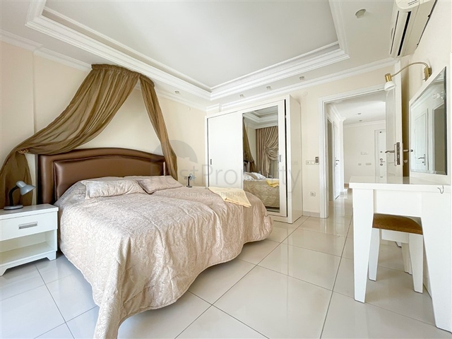 Просторный пентхаус 3+1 в районе Джикджилли