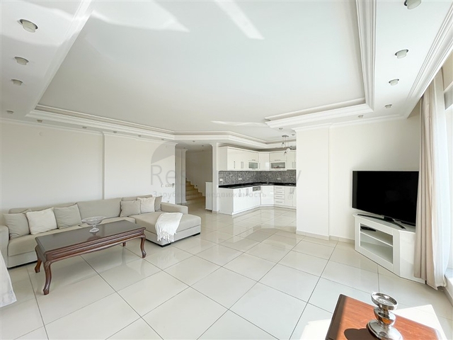 Просторный пентхаус 3+1 в районе Джикджилли