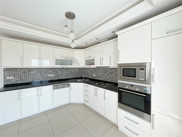 Просторный пентхаус 3+1 в районе Джикджилли