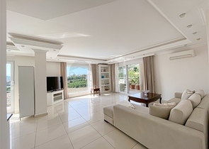 Просторный пентхаус 3+1 в районе Джикджилли