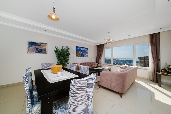 Пентхаус 4+1 с видом на море в Джикджилли