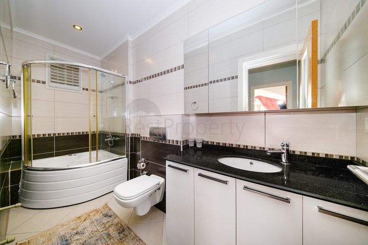 Пентхаус 4+1 с видом на море в Джикджилли