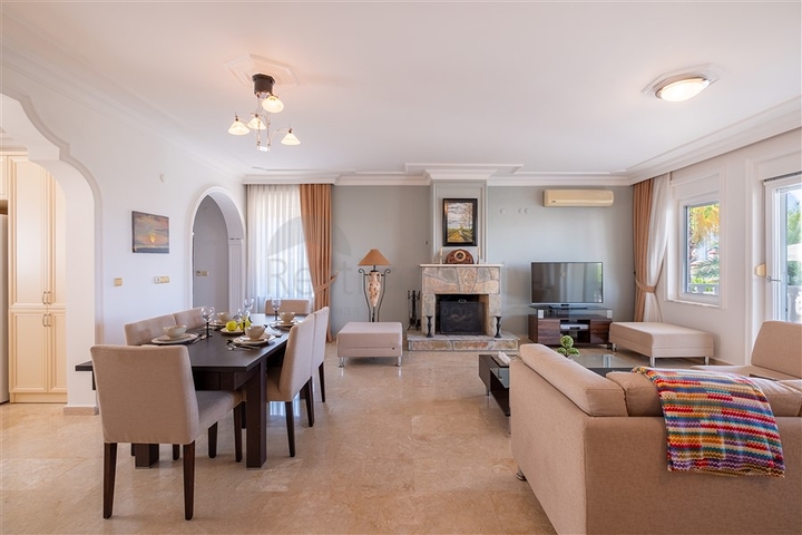 Меблированная вилла планировкой 2+1 в районе Махмутлар