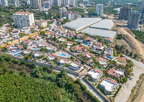 Меблированная вилла планировкой 2+1 в районе Махмутлар