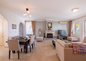 Меблированная вилла планировкой 2+1 в районе Махмутлар