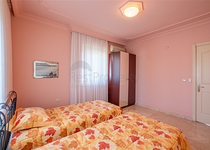 Меблированная вилла планировкой 2+1 в районе Махмутлар