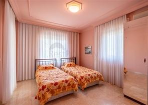 Меблированная вилла планировкой 2+1 в районе Махмутлар