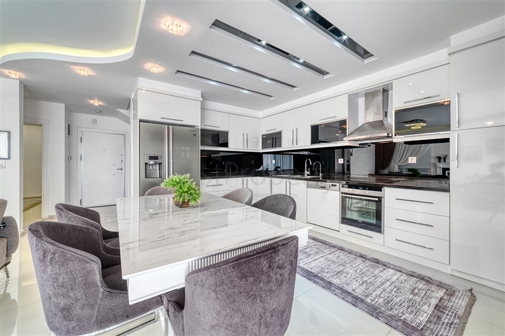 Вилла в элитном районе Алании