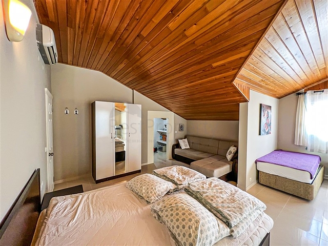 Пентхаус планировкой 3+1 в районе Оба