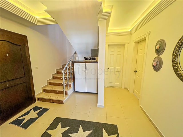 Пентхаус планировкой 3+1 в районе Оба