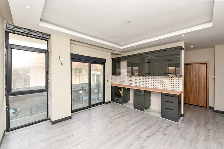 Квартира 3+1 с отдельной кухней в центре Алании