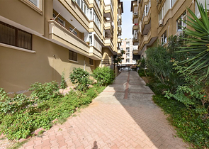 Большая квартира 3+1 в центре Алании 