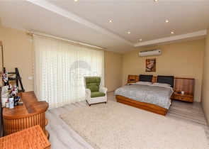 Пентхаус планировкой 4+1 с отдельной кухней в районе Оба