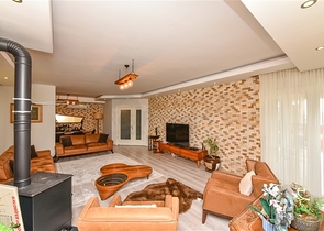 Пентхаус планировкой 4+1 с отдельной кухней в районе Оба