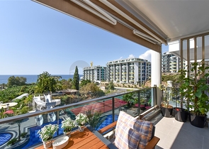 Двухкомнатная квартира с видом на море