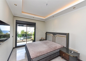 Двухкомнатная квартира с видом на море