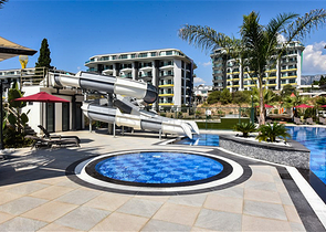 Двухкомнатная квартира с видом на море