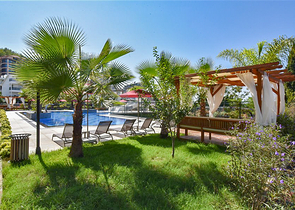 Двухкомнатная квартира с видом на море