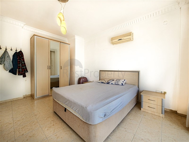 Вилла планировкой 4+1 в районе Каргыджак