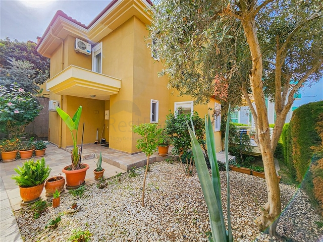 Вилла планировкой 4+1 в районе Каргыджак