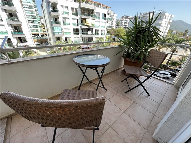 Квартира планировкой 2+1 в комплексе с семейной концепцией в районе Тосмур.