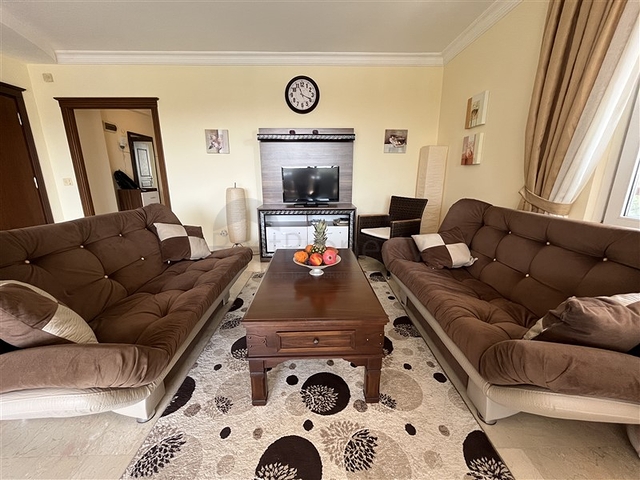 Квартира планировкой 2+1 в комплексе с семейной концепцией в районе Тосмур.