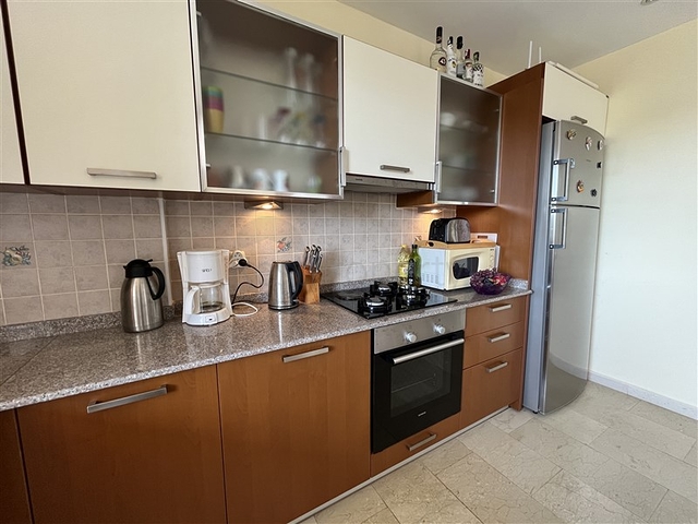 Квартира планировкой 2+1 в комплексе с семейной концепцией в районе Тосмур.