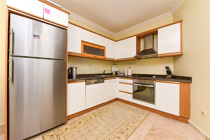 Большая квартира 2+1 в районе Махмутлар 