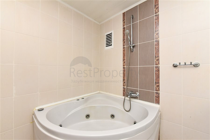 Большая квартира 2+1 в районе Махмутлар 