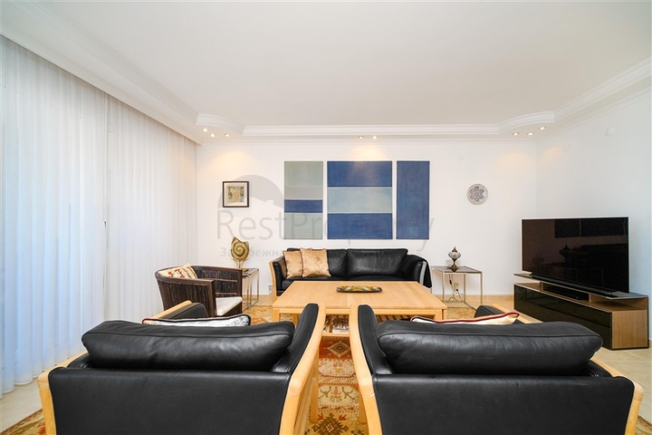 Пентхаус 3+1 с видом на море